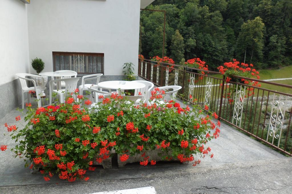 Albergo Ristorante Regina Bognanco Kültér fotó